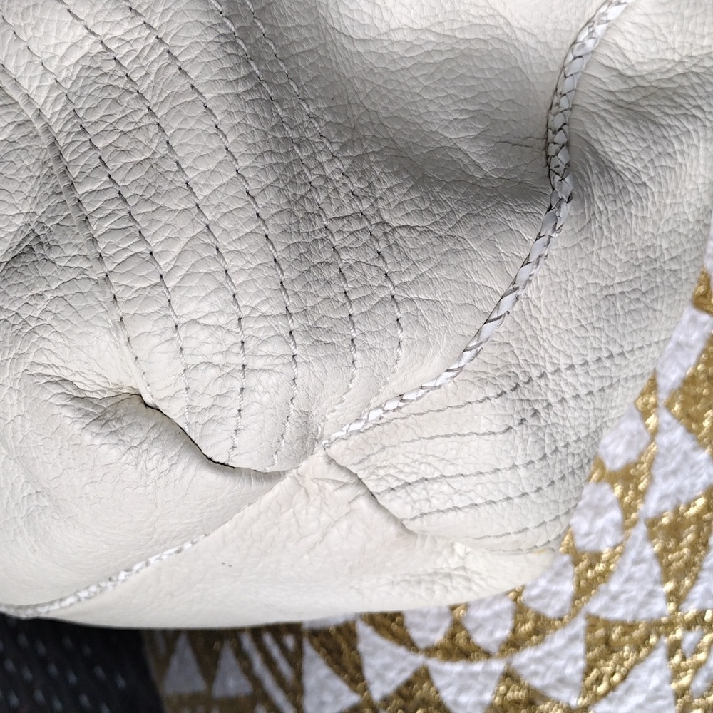 Fendi Spy White Leather Purse 👜. Made in Italy. - Picture 4 of 12